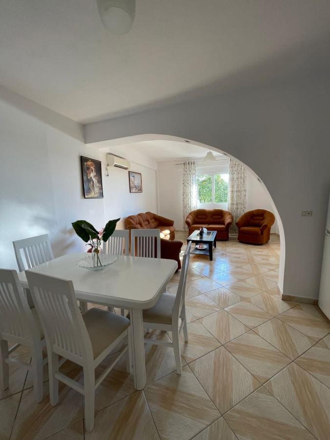 Villa Eden Breeze 2 Bedroom Apartment Sarandë Exterior foto
