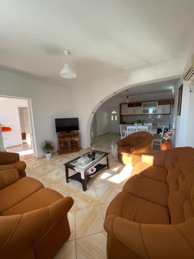 Villa Eden Breeze 2 Bedroom Apartment Sarandë Exterior foto